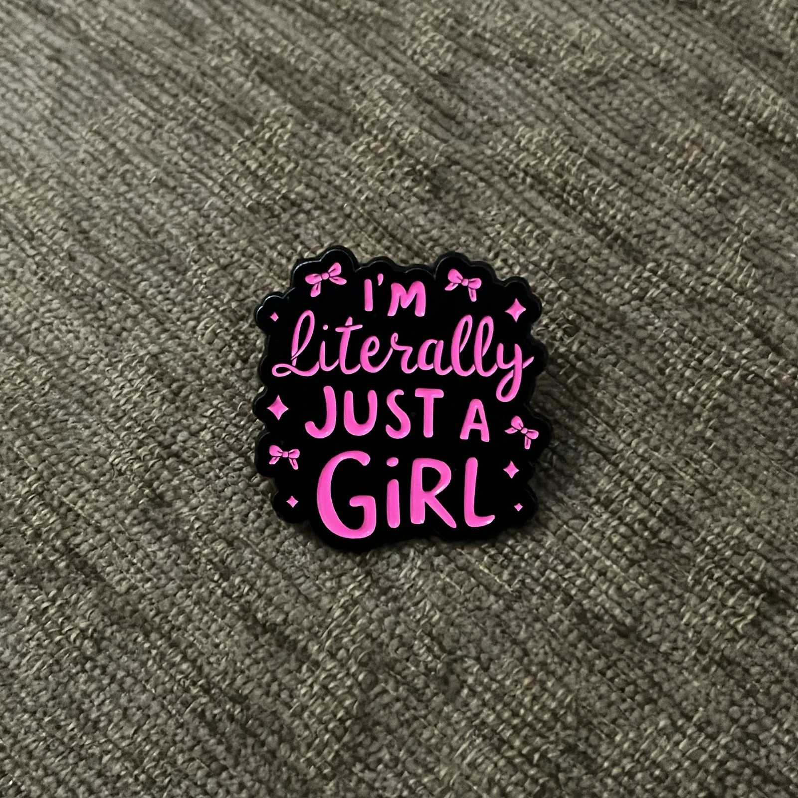 Girl Vibes Pin”